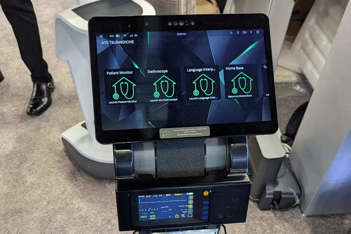 Temi Mid Pics Buy Temi Robot_02