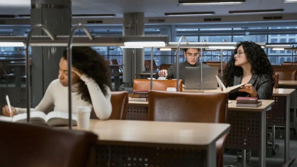 Higher Education & Research​ Robotics - Robot Center