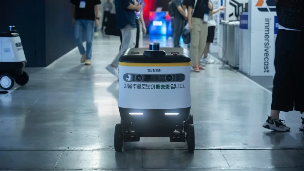 Hospitality Robtics - Robot Center