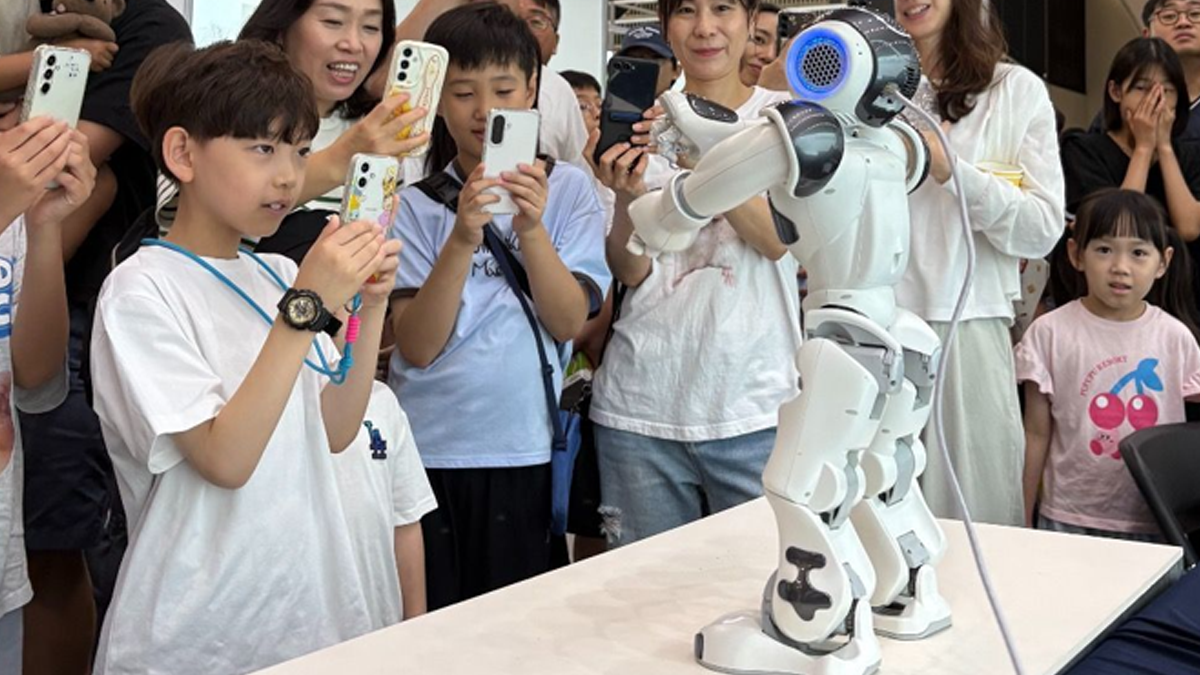 NAO Robot_09